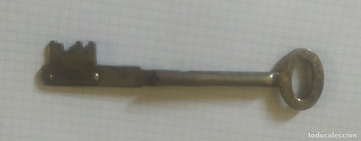 Antig&uuml;edades: Llave plegable con marcas - Foto 4
