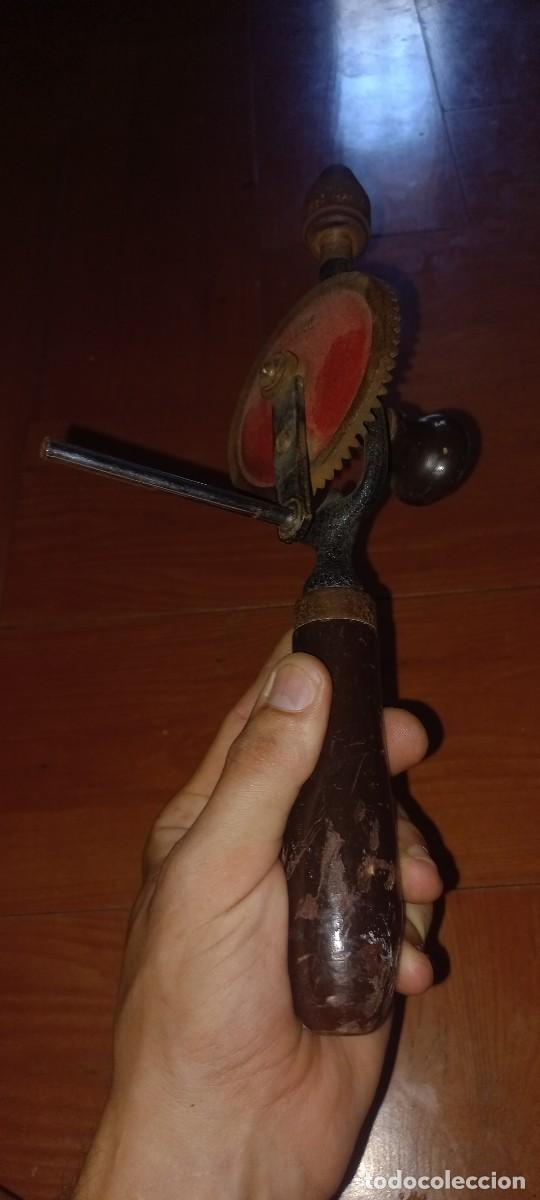 Antig&uuml;edades: Taladro manual antiguo - Foto 6
