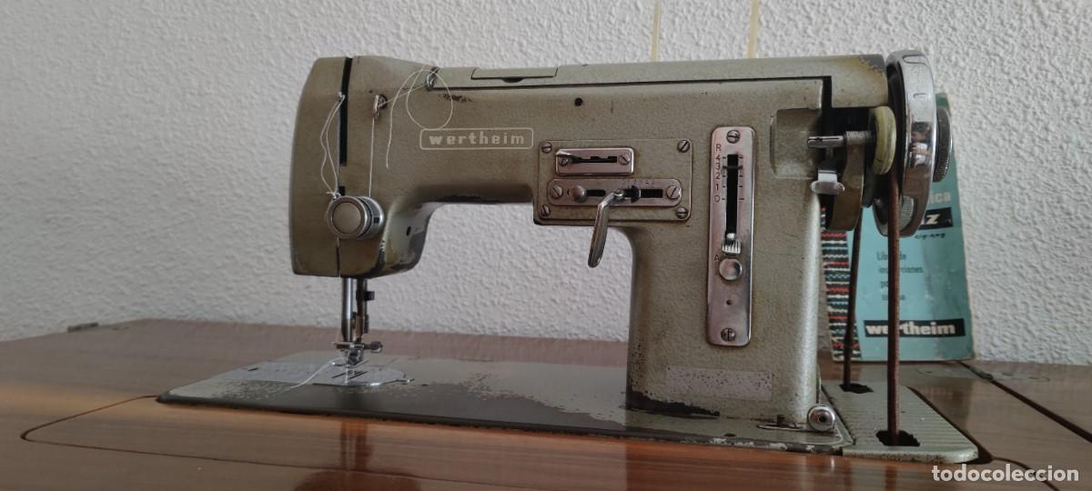 Antig&uuml;edades: Maquina de coser Wertheim - Foto 1