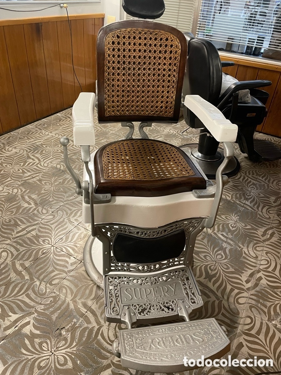 Antig&uuml;edades: Sill&oacute;n barber&iacute;a restaurado - Foto 2