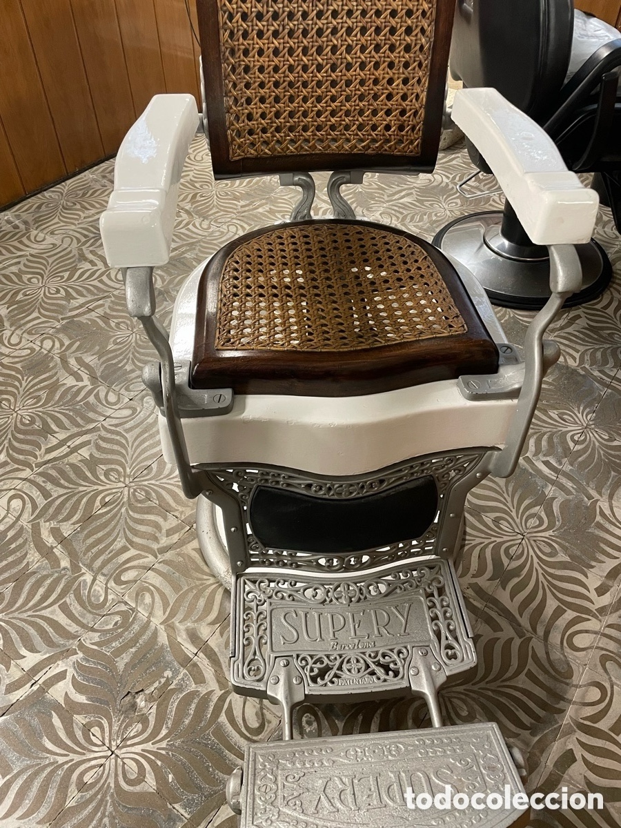 Antig&uuml;edades: Sill&oacute;n barber&iacute;a restaurado - Foto 4