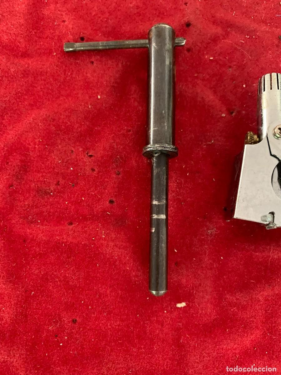 Antig&uuml;edades: DOS LLAVE TORNILLO QUEMADOR SIN IDENTIFICAR FUNCI&Oacute;N - Foto 4