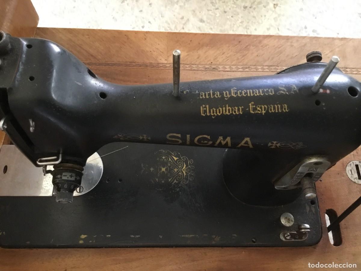 Antig&uuml;edades: Maquina de coser Sigma antigua - Foto 5