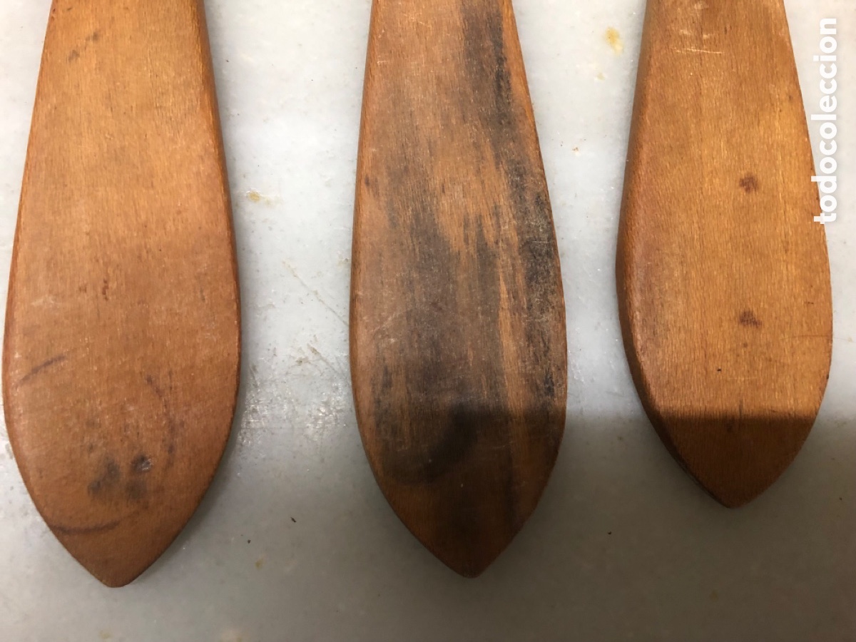 Antig&uuml;edades: Lote antiguas cucharas y esp&aacute;tulas de madera - Foto 3