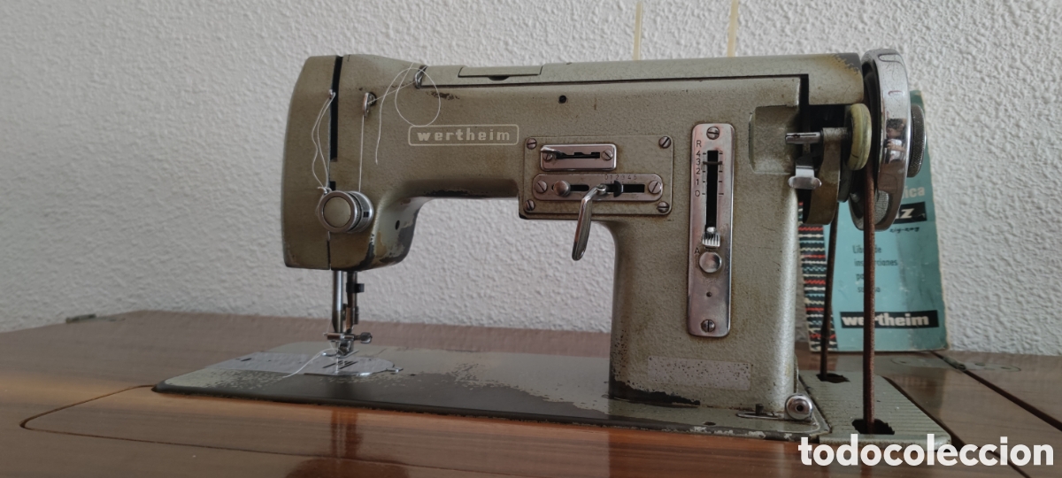 Antig&uuml;edades: Maquina de coser Wertheim - Foto 1