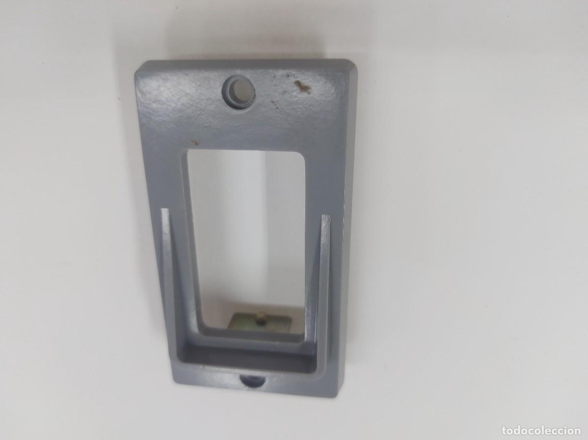 Antig&uuml;edades: ANTIGUA PLACA 1 MODULO EMBELLECEDORA METROPOLI BJC - Foto 1