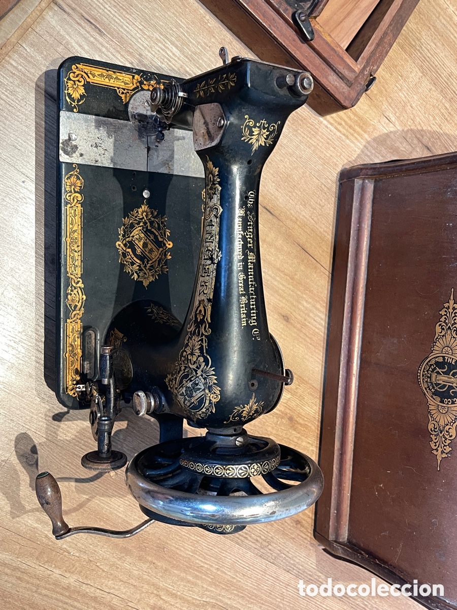 Antig&uuml;edades: M&aacute;quina Singer de manivela - Foto 4