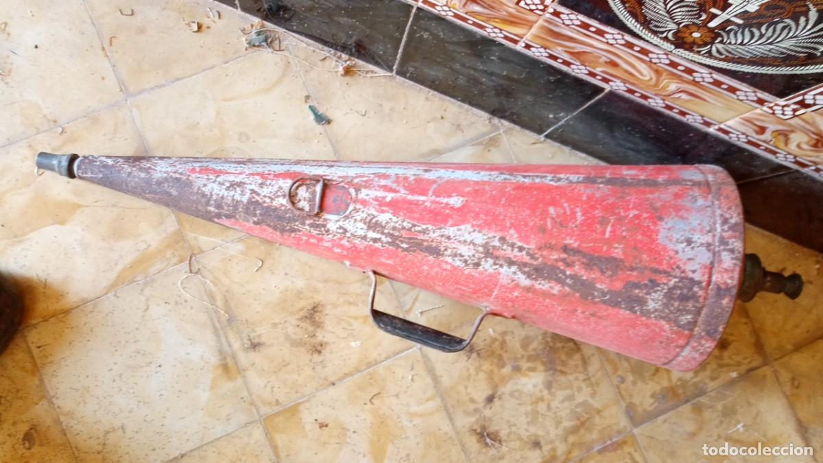 Antig&uuml;edades: Extintor muy antiguo - Foto 4