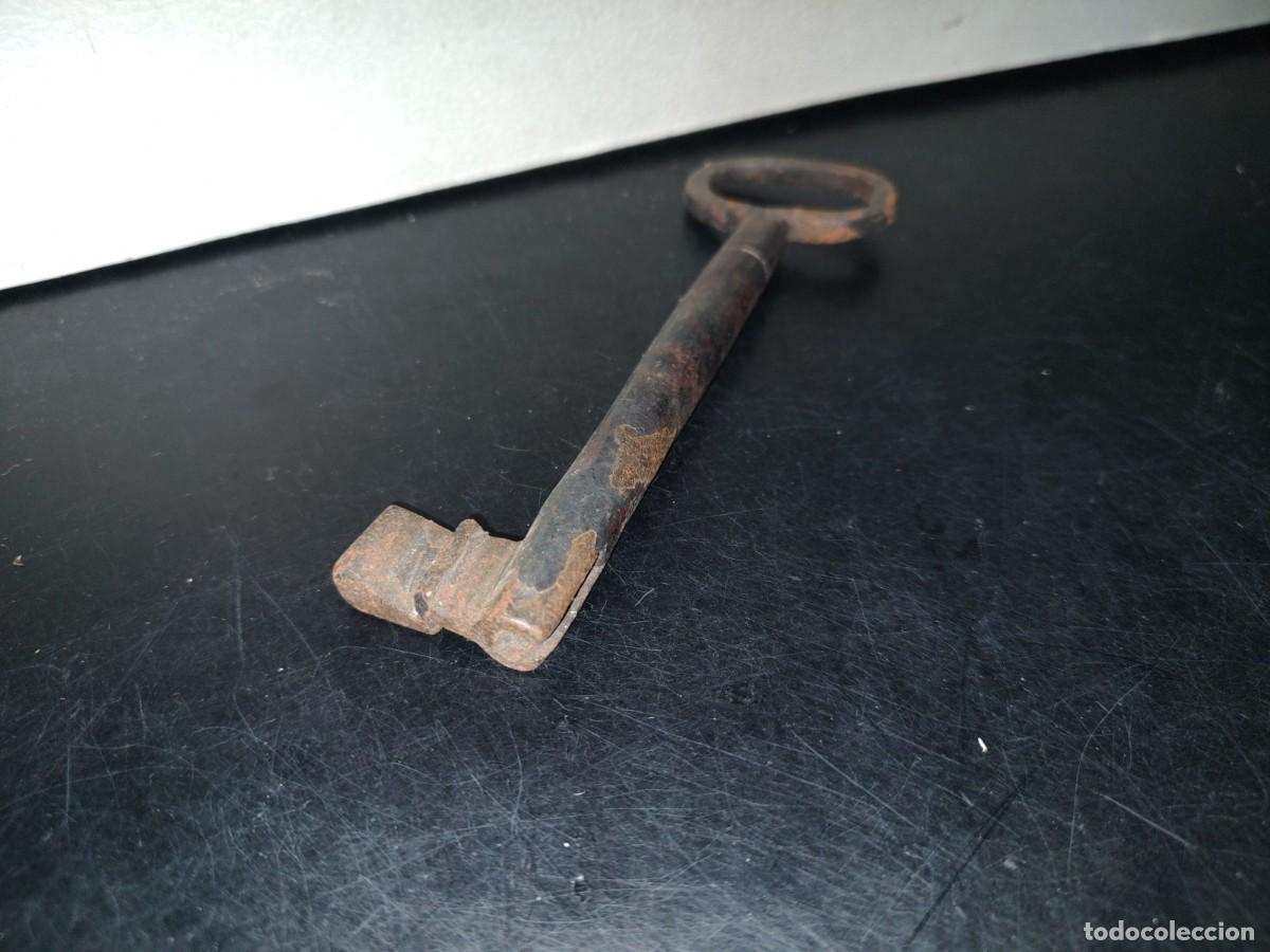 Antig&uuml;edades: A5- LLAVE ANTIGUA DE ACERO - 20S - Foto 7