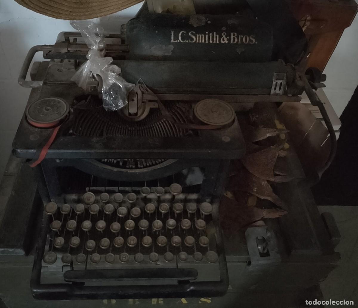 Antig&uuml;edades: M&aacute;quina de escribir, L.C. Smith & Bros. - Foto 1