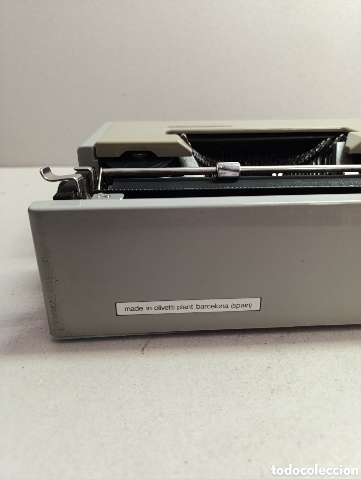 Antig&uuml;edades: MAQUINA DE ESCRIBIR OLIVETTI DORA. SPAIN. CON FUNDA. - Foto 12