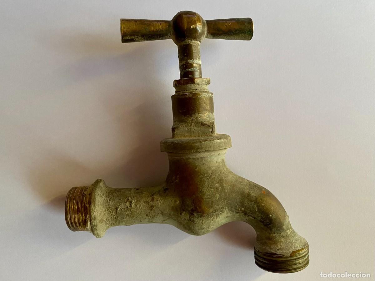 Antig&uuml;edades: ANTIGUO GRIFO DE LAT&Oacute;N / BRONCE VINTAGE - FUNCIONA - Foto 1