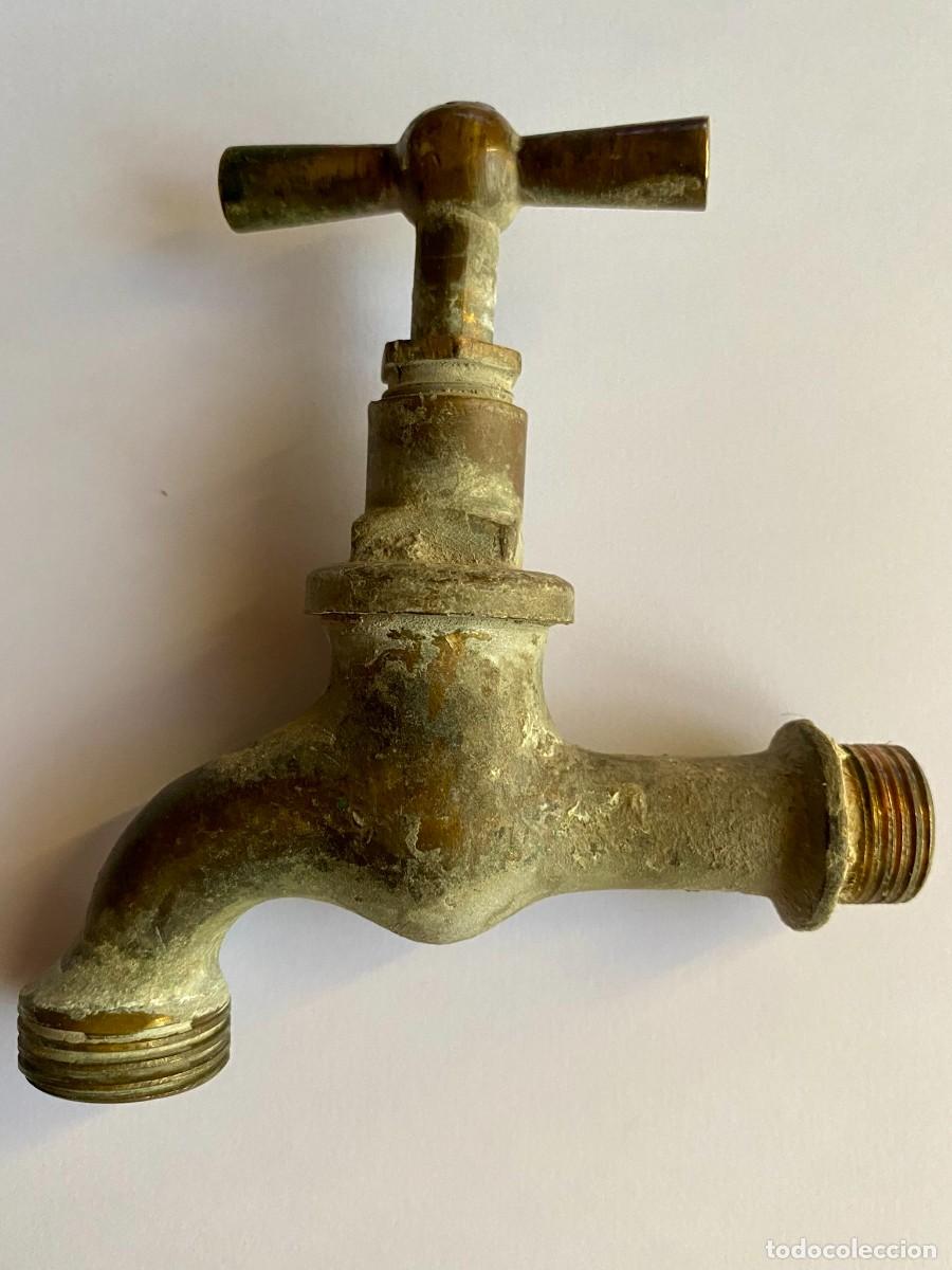 Antig&uuml;edades: ANTIGUO GRIFO DE LAT&Oacute;N / BRONCE VINTAGE - FUNCIONA - Foto 2