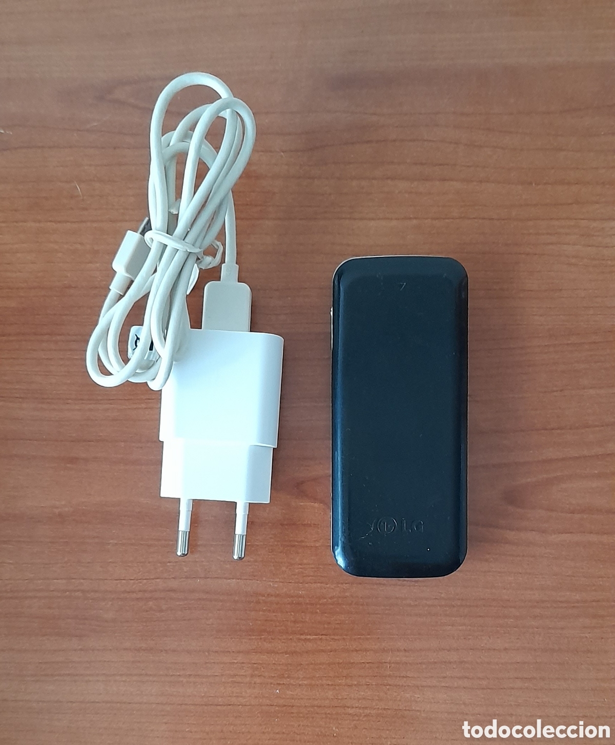Tel&eacute;fonos: M&oacute;vil LG de Coleccionismo. Funcionando. - Foto 2