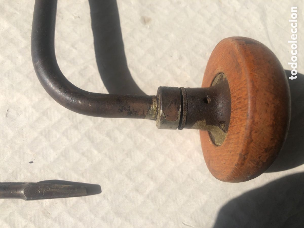 Antig&uuml;edades: Antiguo berbiqui / taladro manual reversible - Foto 4