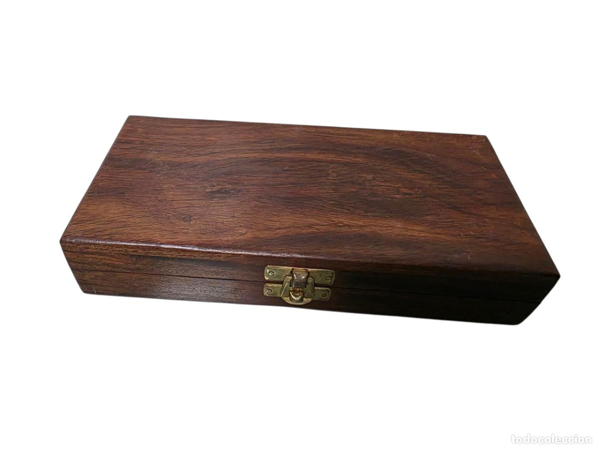 Antig&uuml;edades: Caja con art&iacute;culos na&uacute;ticos - Foto 5