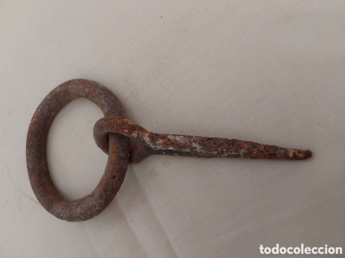 Antig&uuml;edades: Argolla forja S XVIII - Foto 4