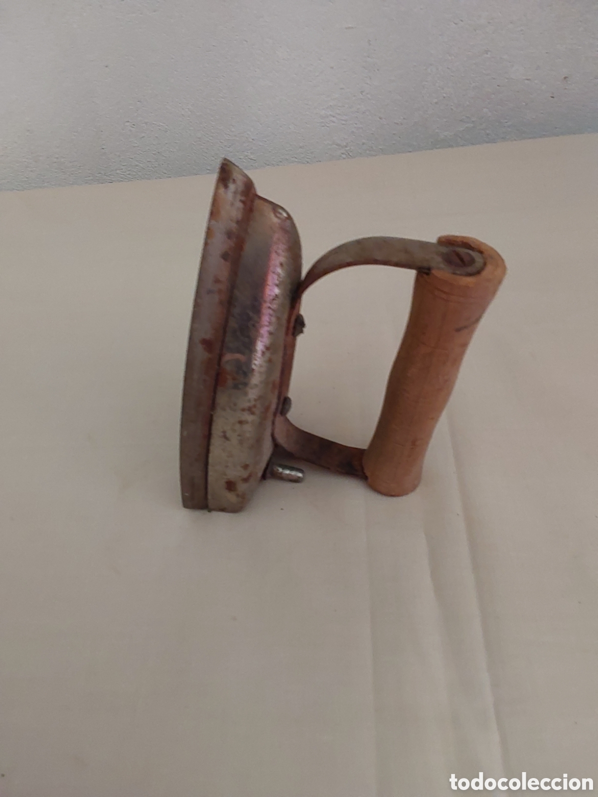 Antig&uuml;edades: Plancha el&eacute;ctrica S XX - Foto 2