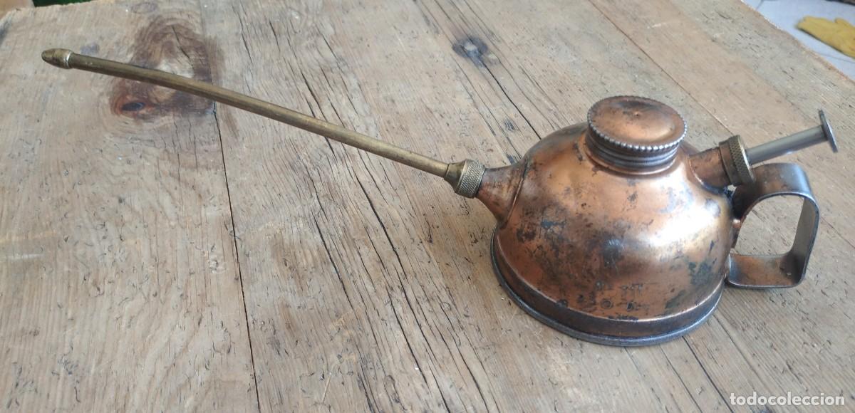 Antig&uuml;edades: Aceitera industrial 250 grs. - Foto 1