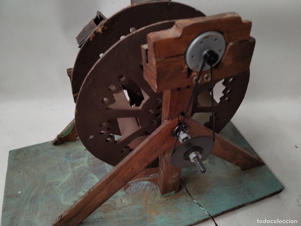 Antig&uuml;edades: noria artesanal casera de madera con motor - Foto 10
