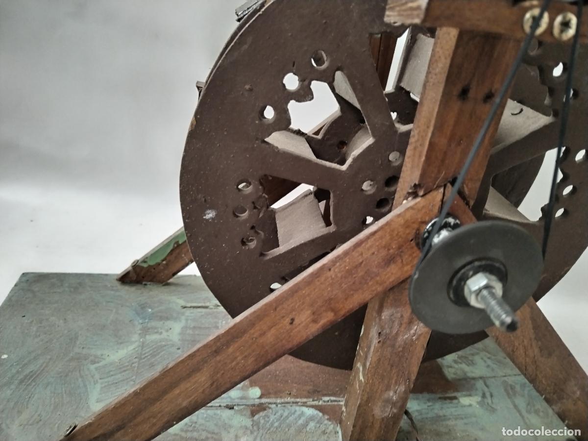 Antig&uuml;edades: noria artesanal casera de madera con motor - Foto 12