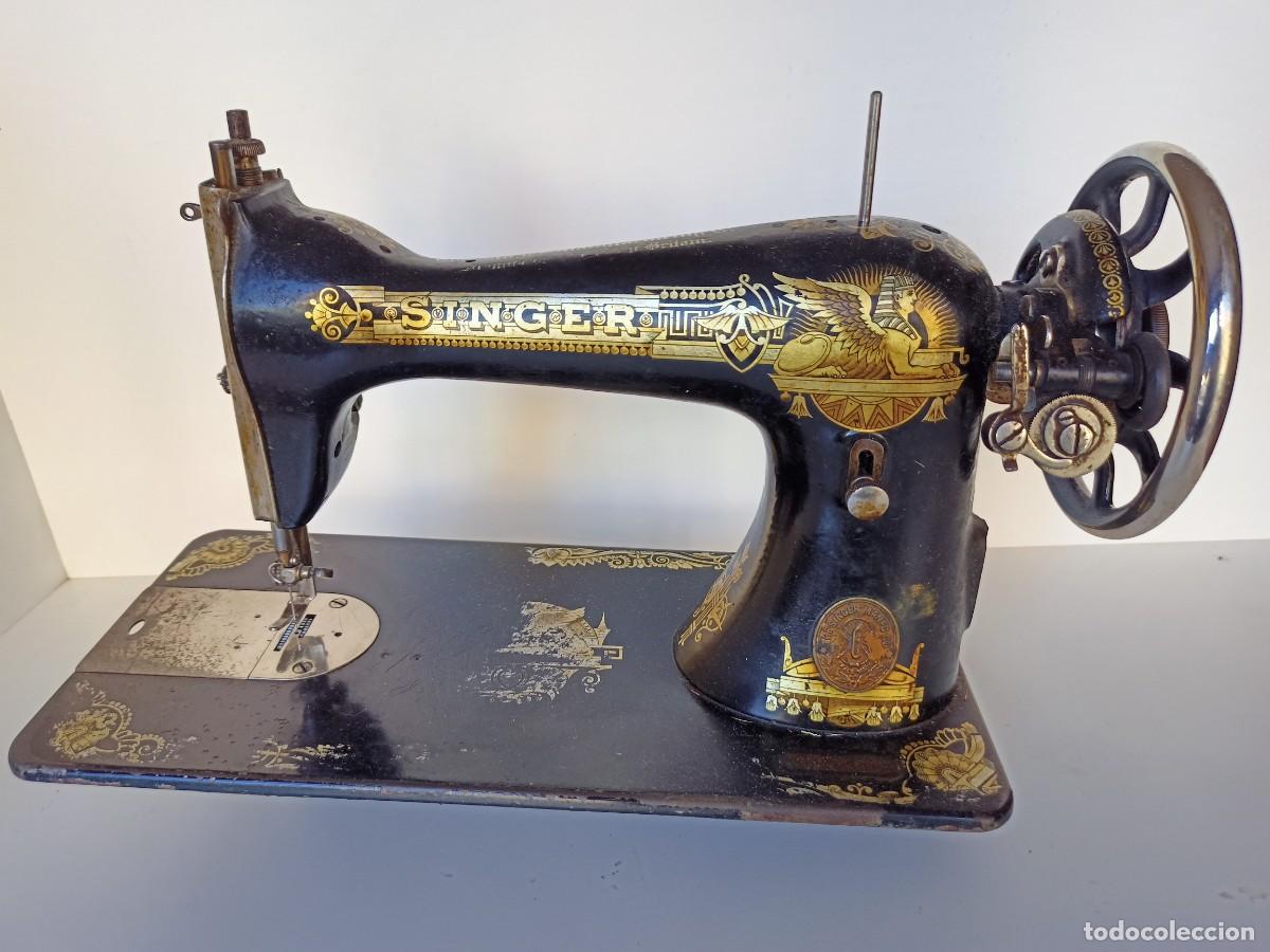 Antig&uuml;edades: Maquina de coser Singer - Foto 1