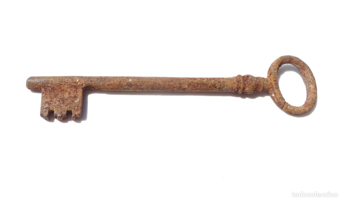Antig&uuml;edades: LLAVE DE HIERRO.- 11,8 CM DE LARGO. APROX. - Foto 2