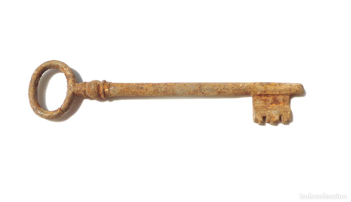 Antig&uuml;edades: LLAVE DE HIERRO.- 11,8 CM DE LARGO. APROX. - Foto 3