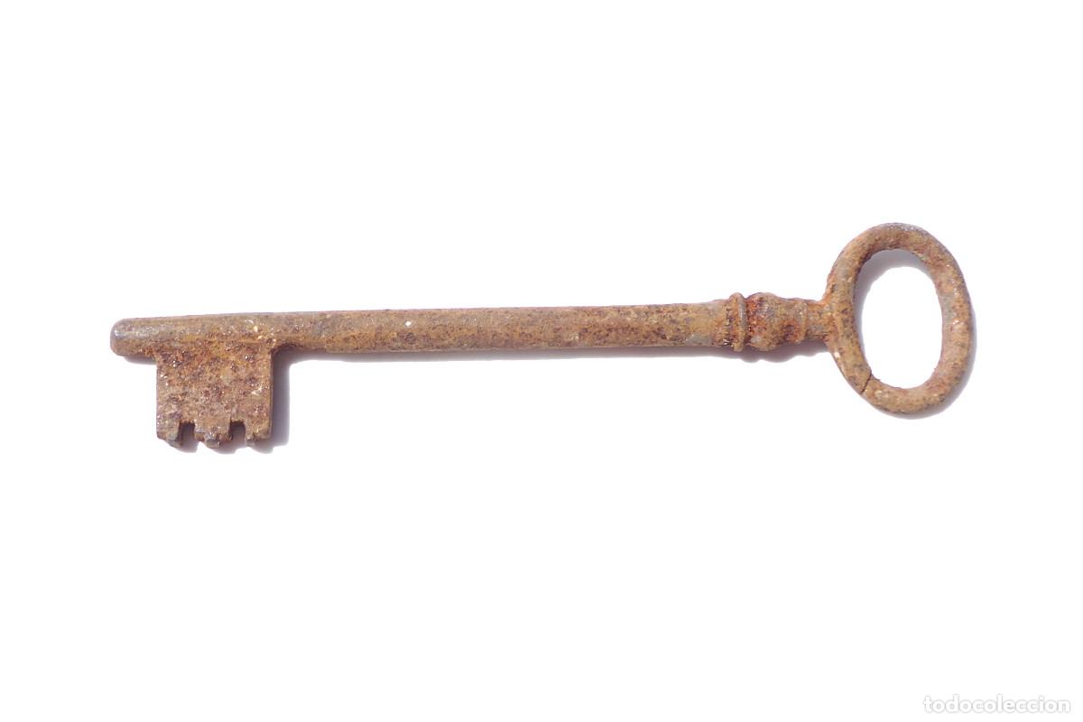 Antig&uuml;edades: LLAVE DE HIERRO.- 11,8 CM DE LARGO. APROX. - Foto 1