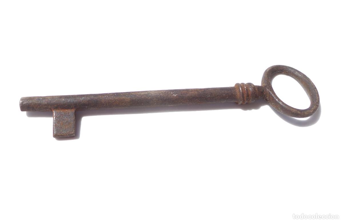 Antig&uuml;edades: LLAVE DE HIERRO.- 11,5 CM DE LARGO. APROX. - Foto 2