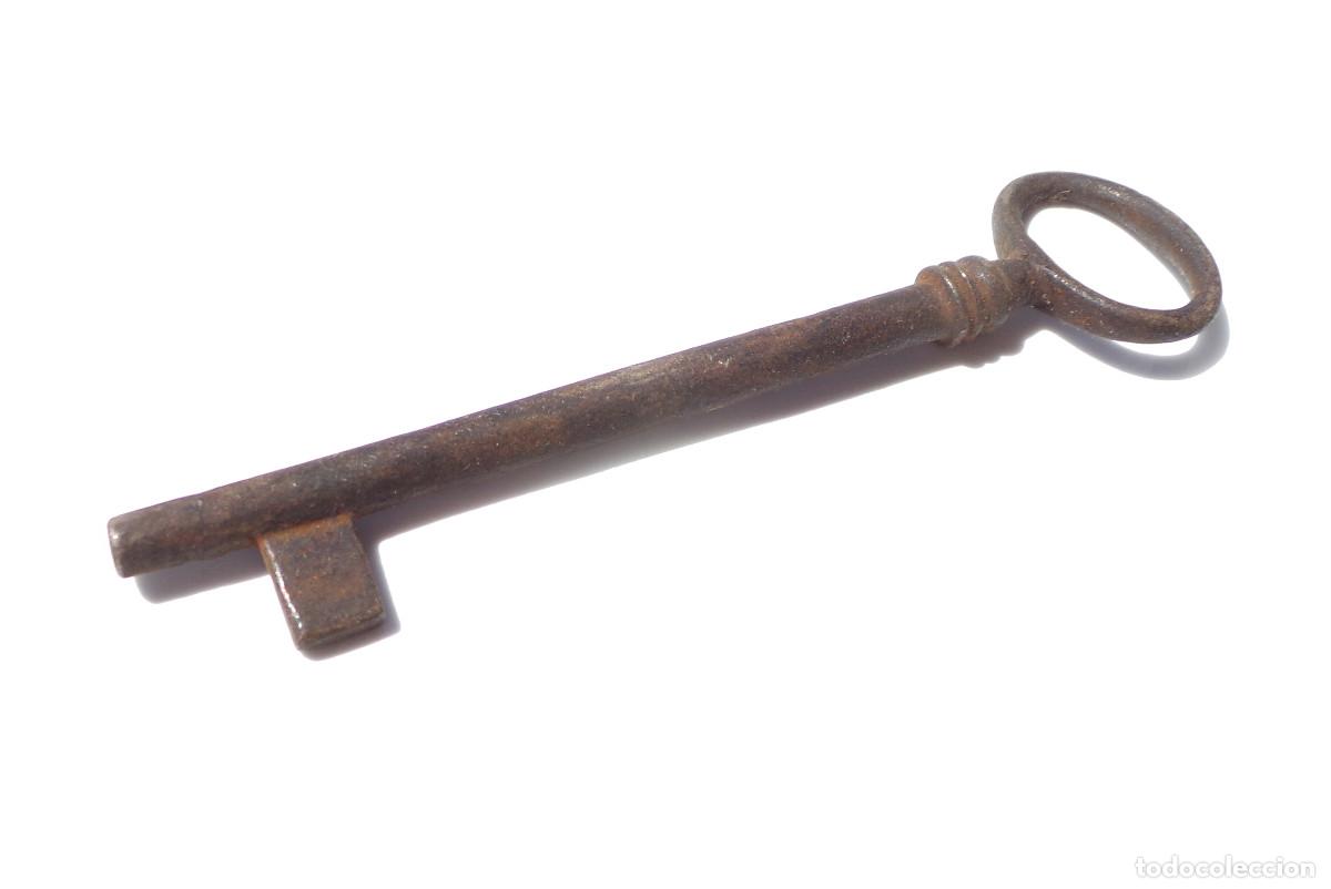 Antig&uuml;edades: LLAVE DE HIERRO.- 11,5 CM DE LARGO. APROX. - Foto 3