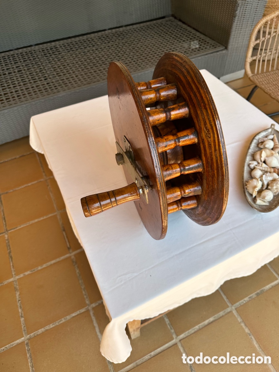 Antig&uuml;edades: Rueda carrete currican madera. - Foto 1