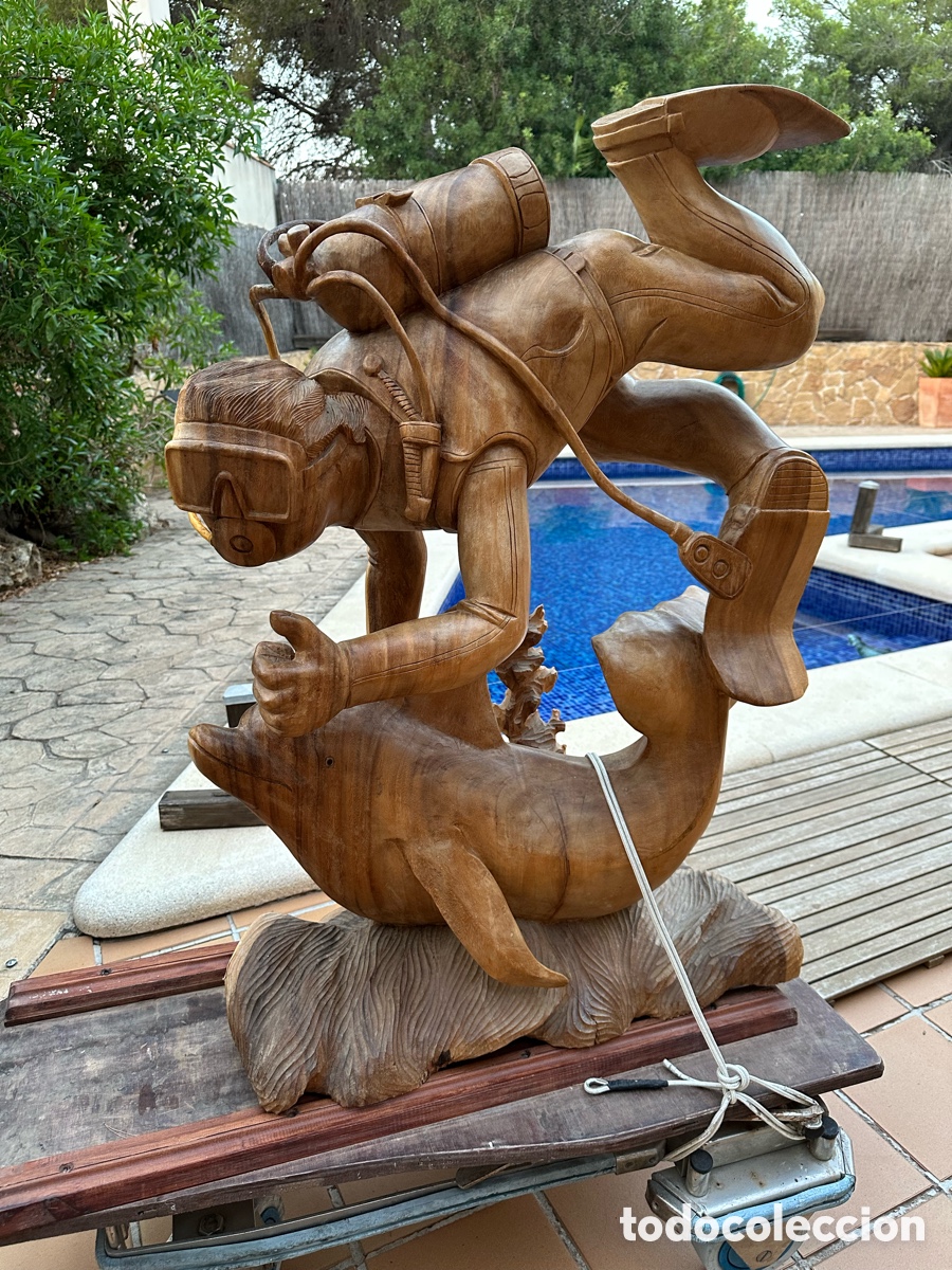 Antig&uuml;edades: Talla de madera maciza buceador y delfin . - Foto 2