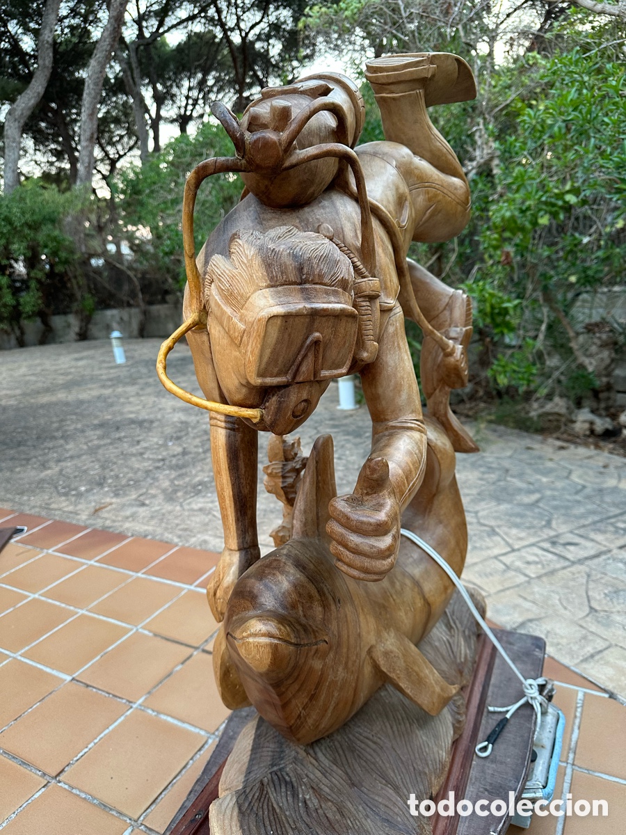 Antig&uuml;edades: Talla de madera maciza buceador y delfin . - Foto 6