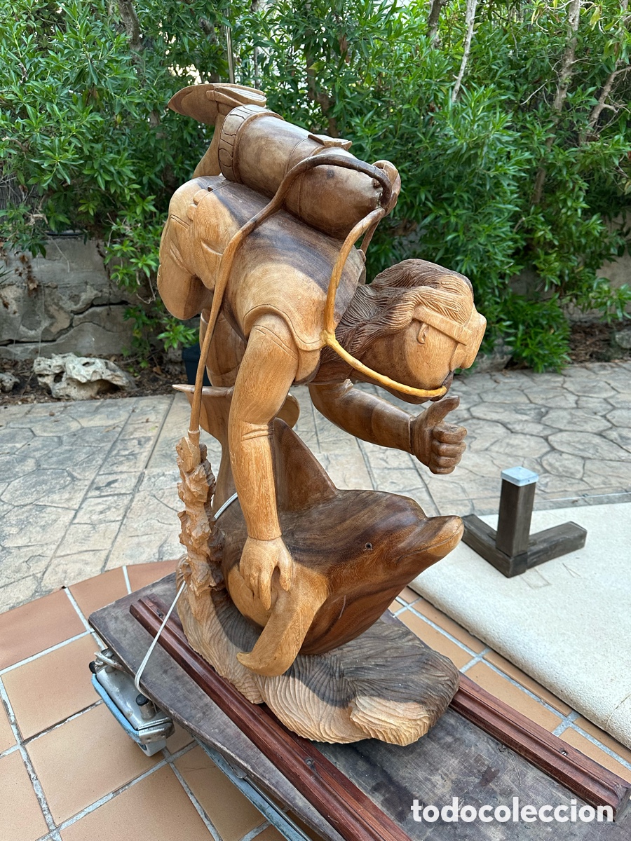 Antig&uuml;edades: Talla de madera maciza buceador y delfin . - Foto 7