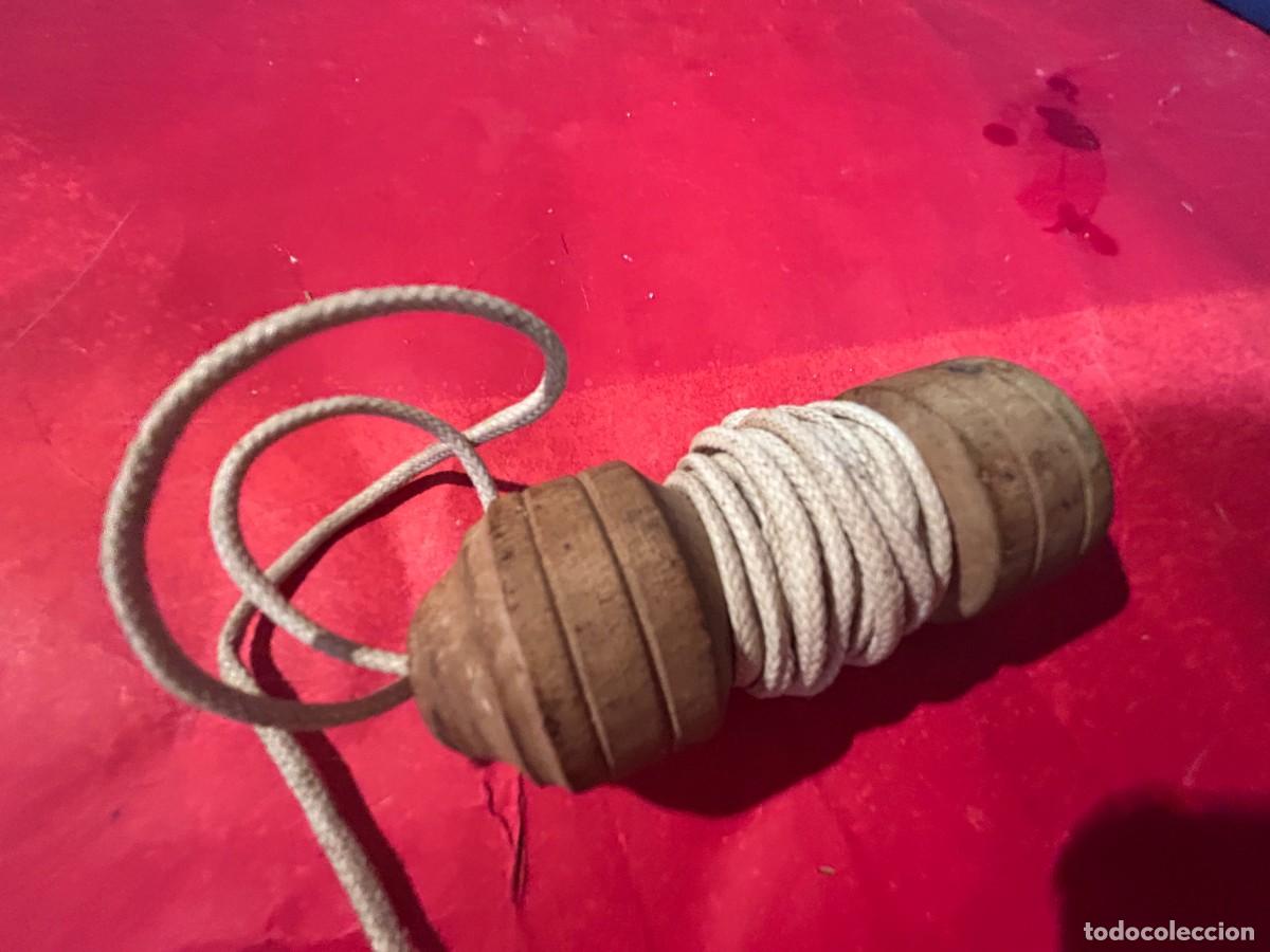 Antig&uuml;edades: Plomada pendulo de bronce, herramienta alba&ntilde;il - Foto 10