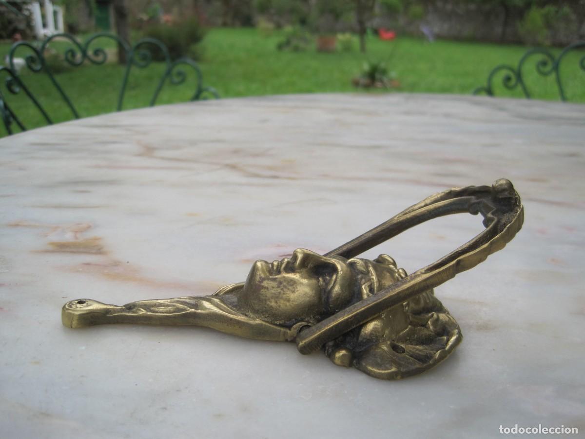 Antig&uuml;edades: ALDABA DE BRONCE - LLAMADOR DE PUERTA - Foto 6