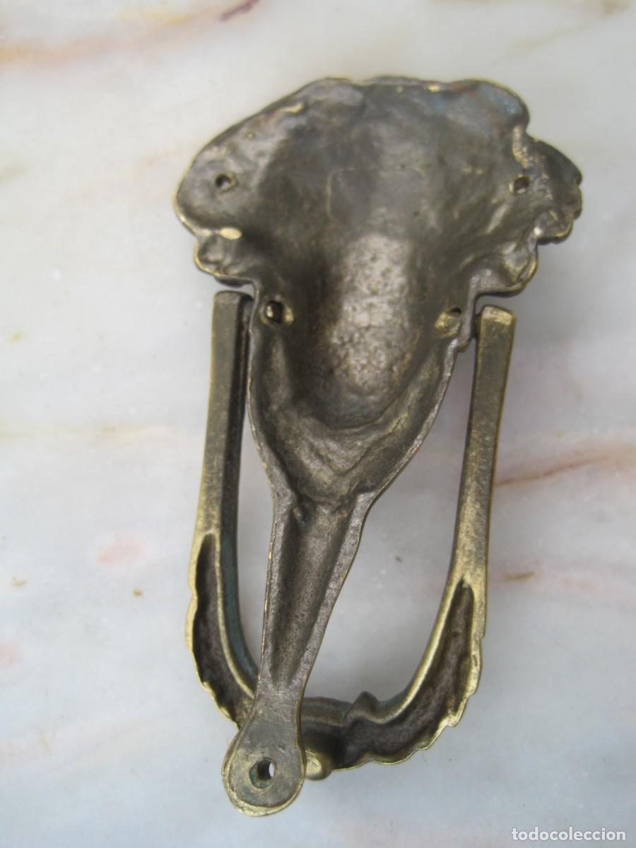 Antig&uuml;edades: ALDABA DE BRONCE - LLAMADOR DE PUERTA - Foto 12