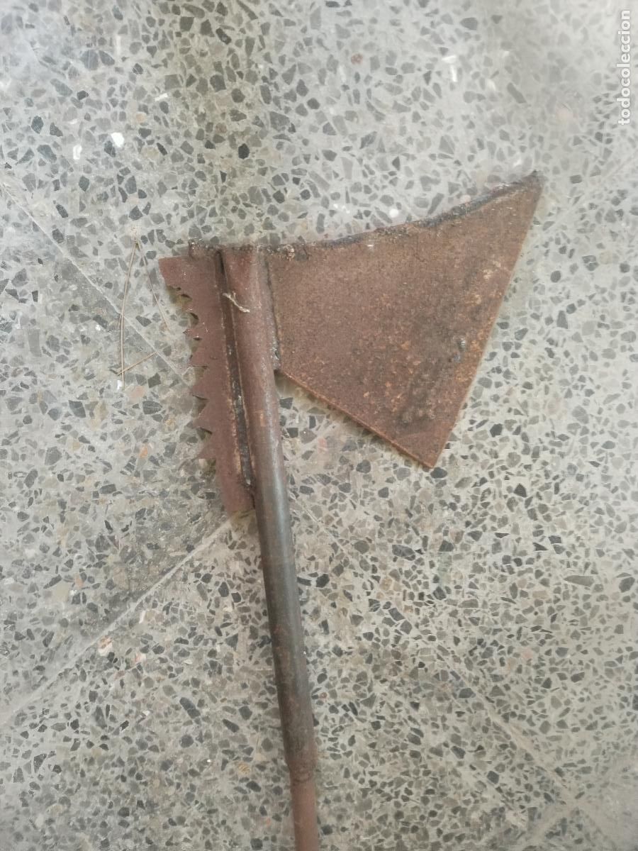 Antig&uuml;edades: hacha rustica de hierro de forja - Foto 2