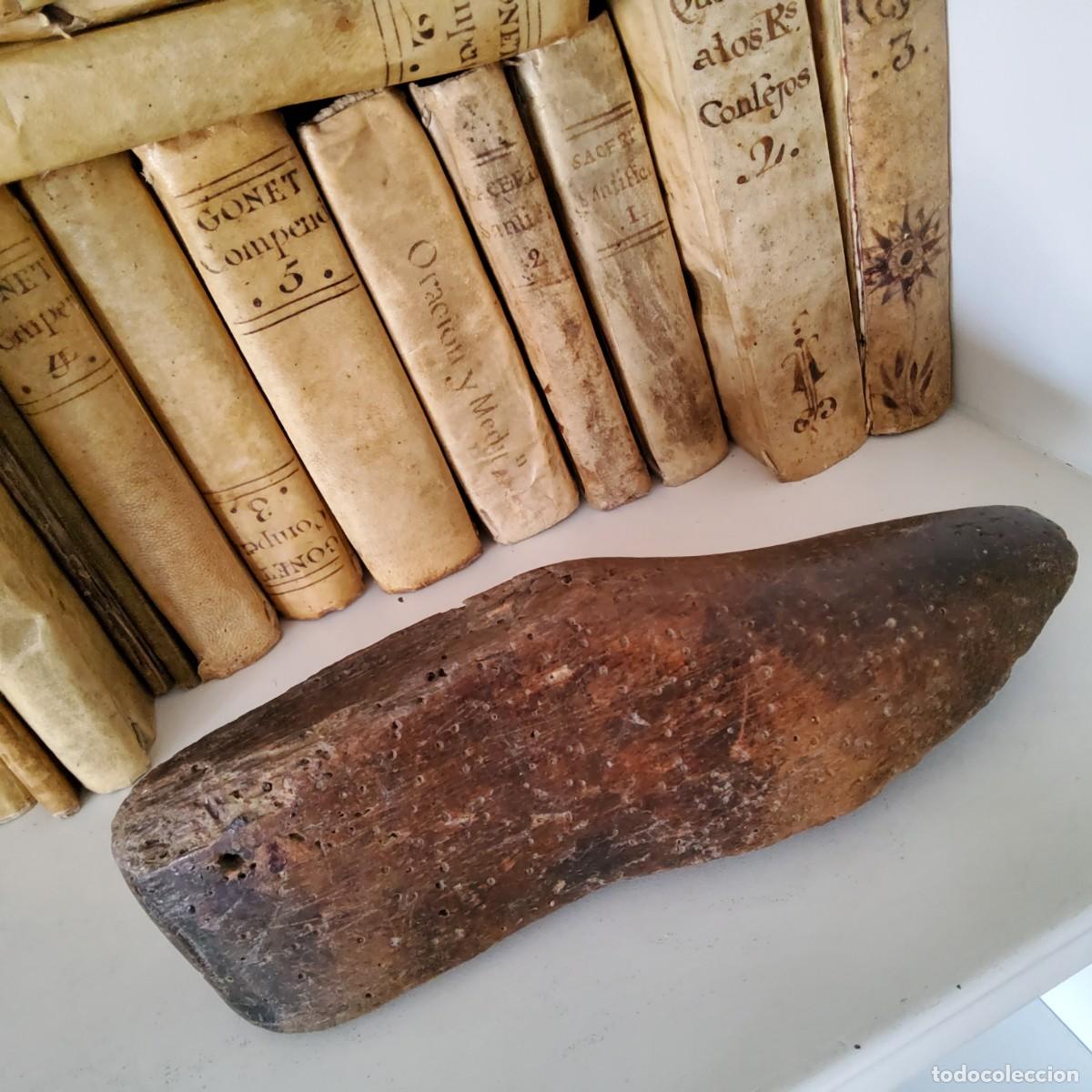 Antig&uuml;edades: ANTIGUA HORMA DE ZAPATO, DE MADERA - Foto 2