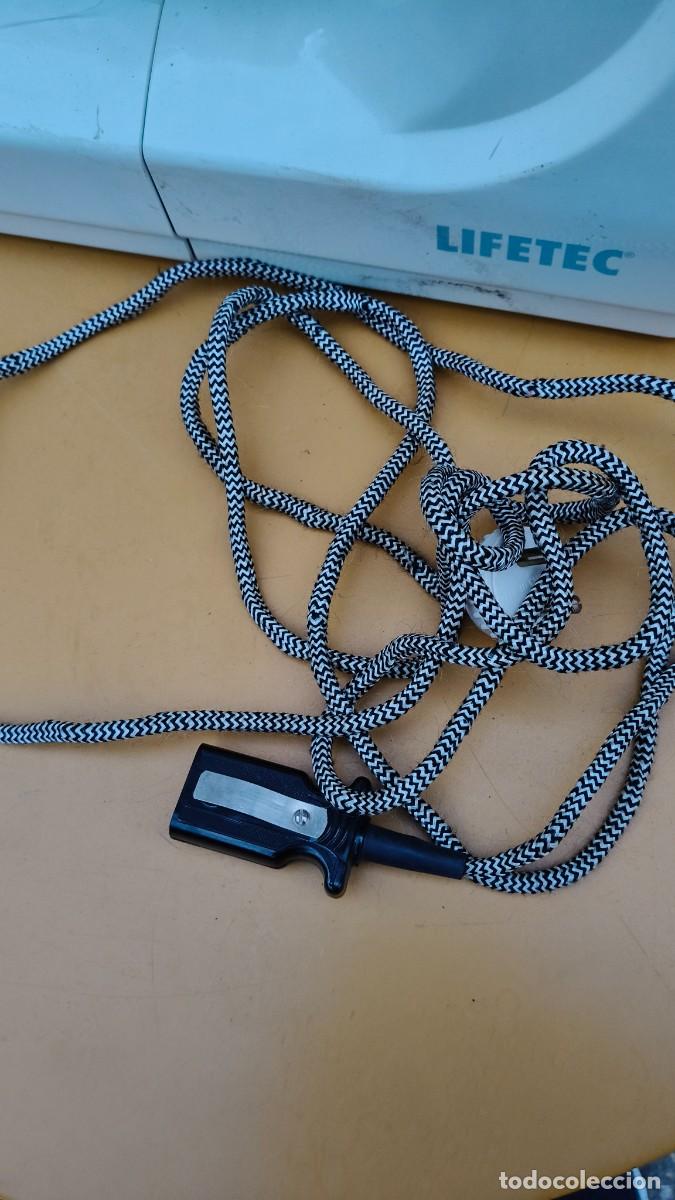Antig&uuml;edades: Machine &agrave; coudre lifetec fonctionne - Foto 3