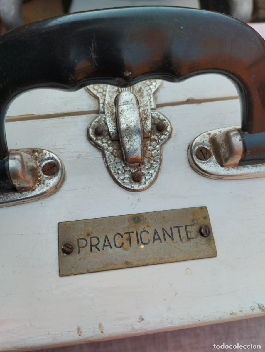Antig&uuml;edades: Malet&iacute;n antiguo practicante - Foto 3