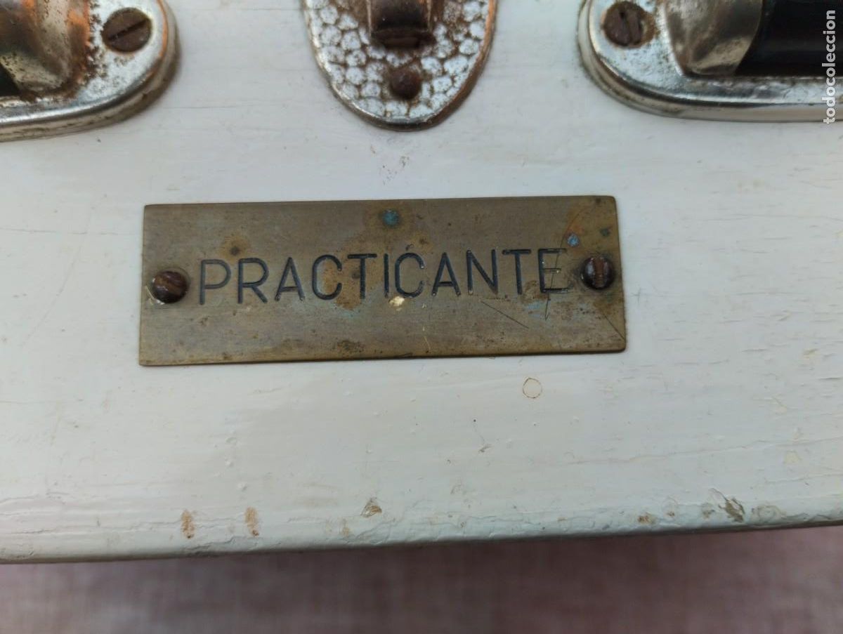 Antig&uuml;edades: Malet&iacute;n antiguo practicante - Foto 6