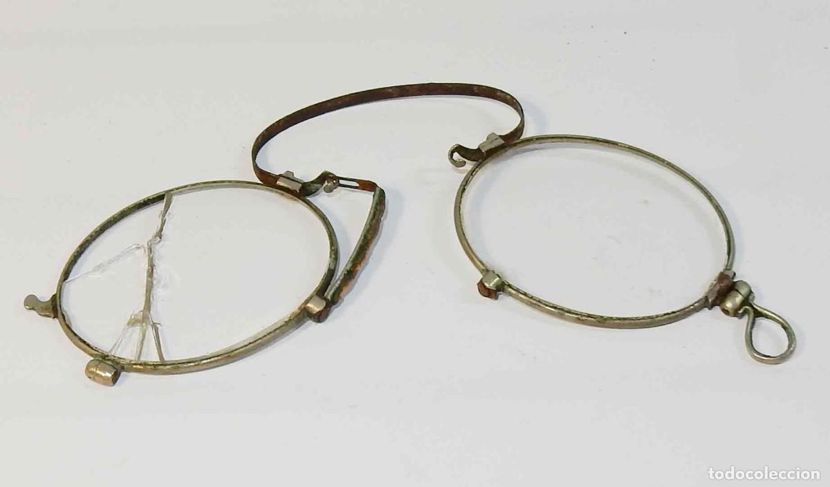 Antig&uuml;edades: Gafas antiguas - con funda - c 1920/30 - Foto 3