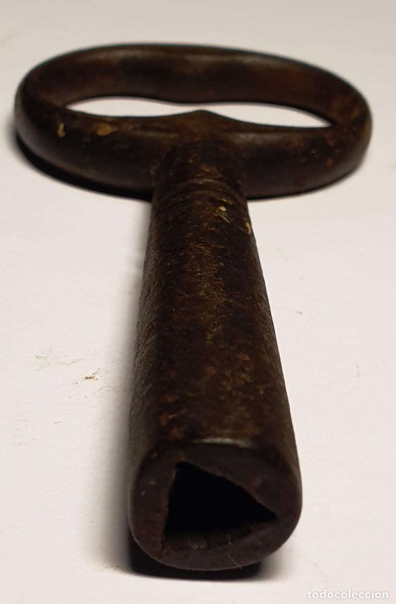 Antig&uuml;edades: LLAVE PARA RELOJ DE PARED - Foto 2