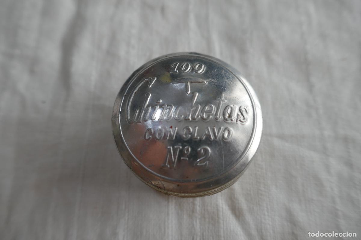 Antig&uuml;edades: CAJITA METALICA DE: CHINCHETAS CON CLAVO, N&ordm; 2 - Foto 1
