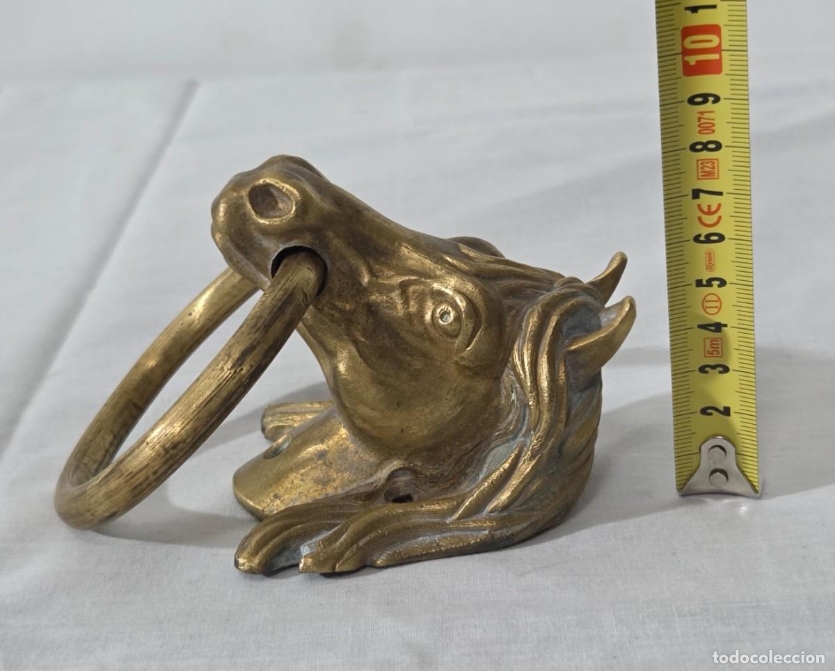 Antig&uuml;edades: Aldaba tirador de bronce, Caballo con argolla - Foto 9