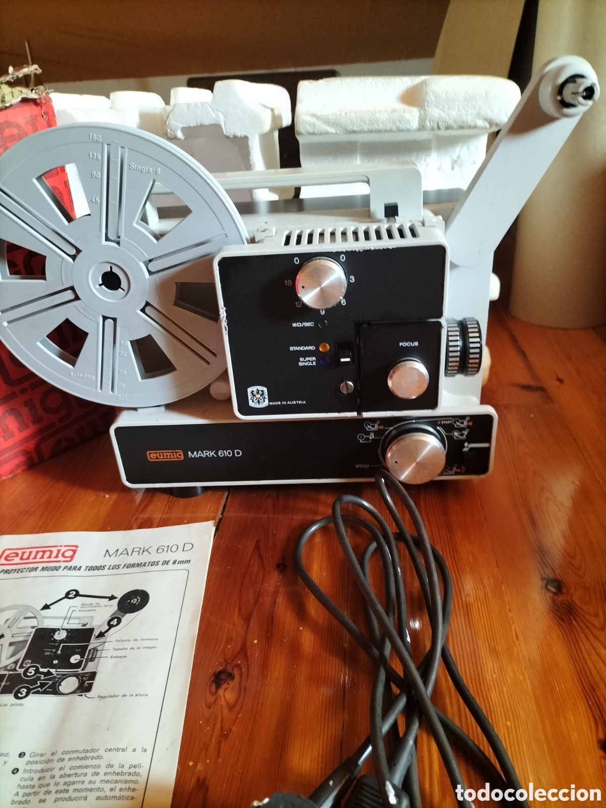 Antig&uuml;edades: Proyector Eumig Mark 610 D. Con su caja. - Foto 4