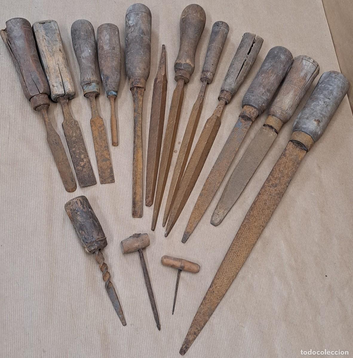 Antig&uuml;edades: Lote de 15 antiguas herramientas de carpinter&iacute;a - Foto 1