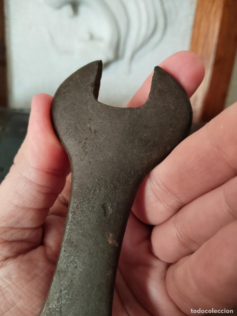 Antig&uuml;edades: Antigua llave inglesa. Curiosa. - Foto 6